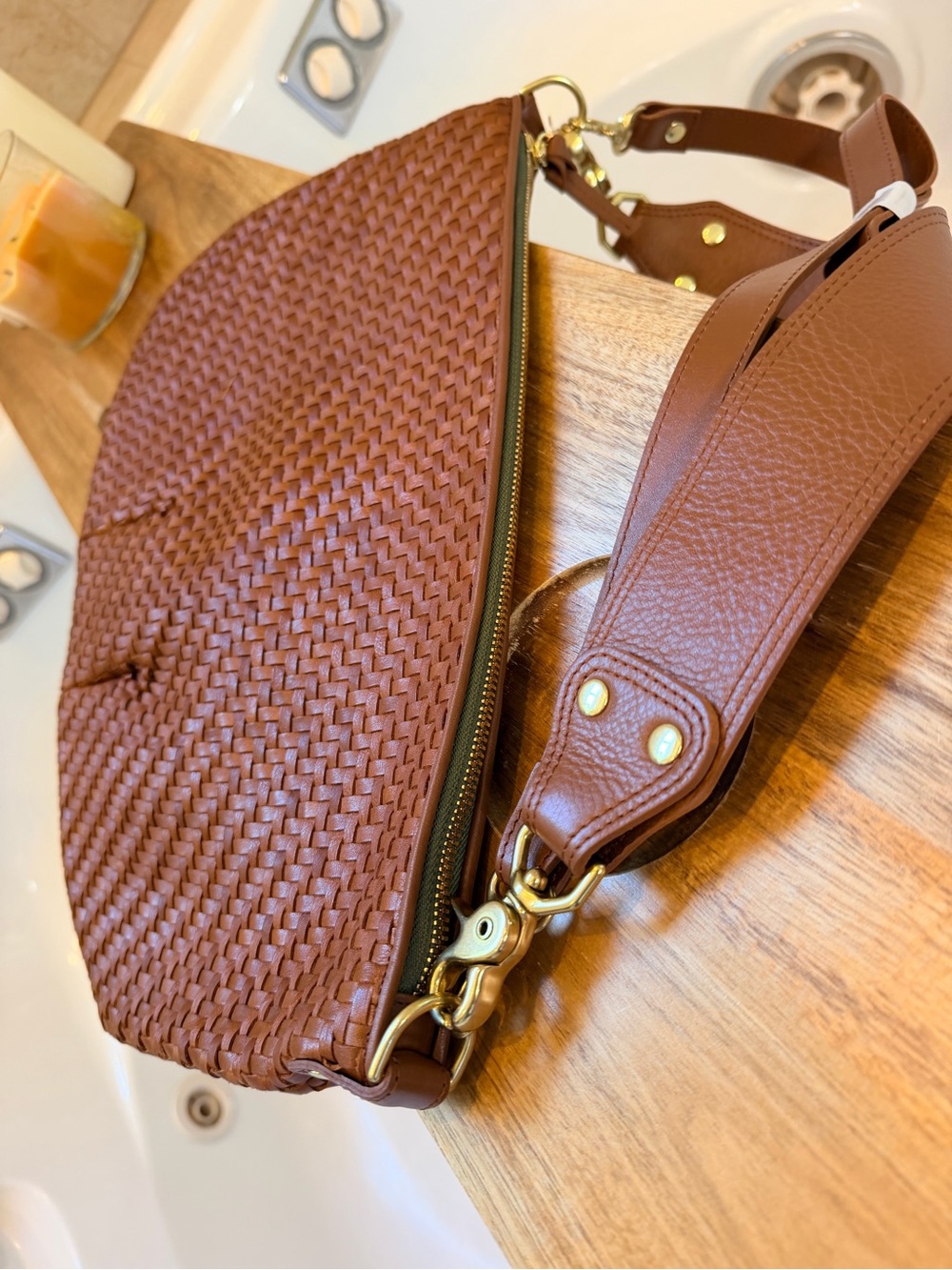 Clare V moyen messenger crossbody bag - Hazelnut Woven Zig-Zag NWT $525 - Picture 8 of 9